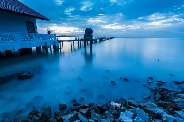 Vista paisagem azul hora como fundo — Fotografia de Stock