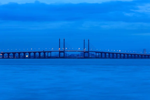 Vista paisagem azul hora como fundo — Fotografia de Stock