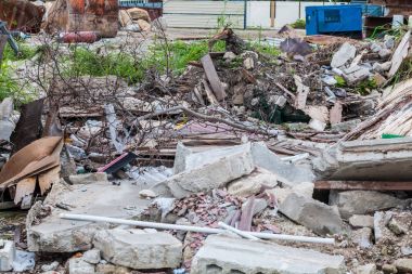 Önemsiz sitesi felaket tsunami, deprem, kasırga ya da tayfun gibi gösteren