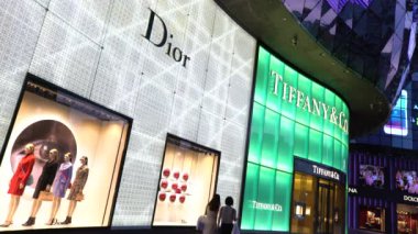 ION Orchard alışveriş, alışveriş bölgesi Orchard Road, Singapore  