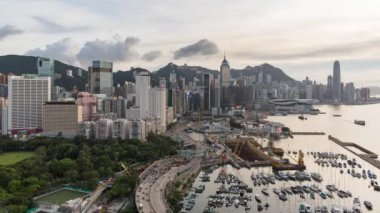 Yükseltilmiş view, liman ve Merkez ilçe, Hong Kong Adası ve Victoria Peak