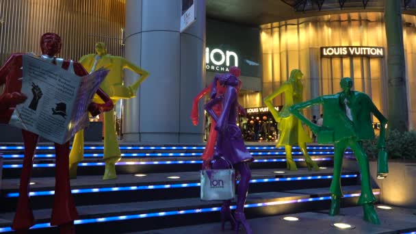 离子果园购物中心，购物区的乌节路，新加坡 — 图库视频影像