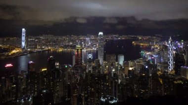  Şehir manzarası ve Victoria Limanı Victoria Peak, Hong Kong görüntülendi?
