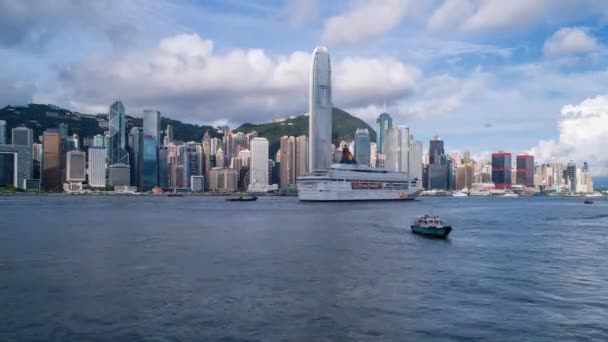 Hong Kong skyline vidět z Kowloonu straně přístavu — Stock video