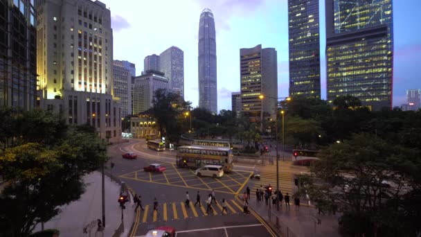 Κίνηση και οι άνθρωποι στην κεντρική, Νήσος Χονγκ Κονγκ — Αρχείο Βίντεο