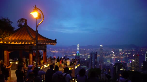 Pavilion uyanık noktada Victoria Peak, Hong Kong — Stok video