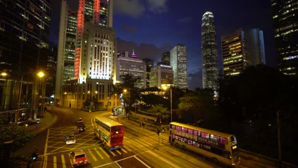 Dopravní a lidé ve střední, ostrov Hong Kong — Stock video