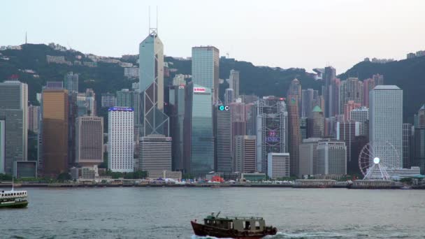 Hong kong skyline von der Kotloon-Seite des Hafens aus gesehen — Stockvideo