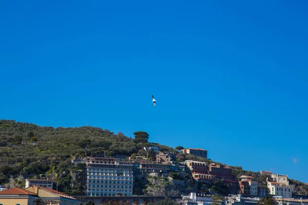 Flying over Sorrento — 图库照片