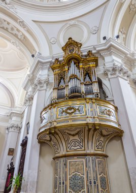 Castel di Sangro, Abruzzo, İtalya. Santa Maria Bazilikası