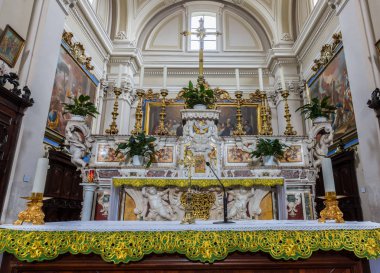 Castel di Sangro, Abruzzo, İtalya. Santa Maria Bazilikası