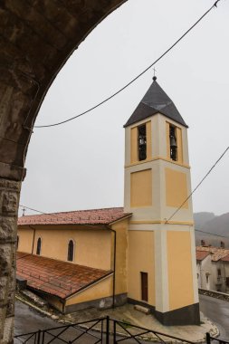 Villetta Barrea, Abruzzo, İtalya. 13 Ekim 2017. Fotoğrafik belgelerine, kilise, S. Maria Assunta