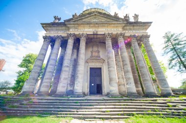 Pidgirtsi, Lviv bölgesi, Ukrayna - Mayıs, 2015.Church St Joseph (Pidgirtsi), Lviv bölgesi, Ukrayna, eski kilise, mimari anıt