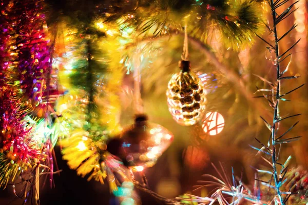 Boules de Noël, Cônes, Santa Claus, Nouvel An, Noël, Lumières de Noël, Arbre de Noël, Feux clignotants de Noël — Photo