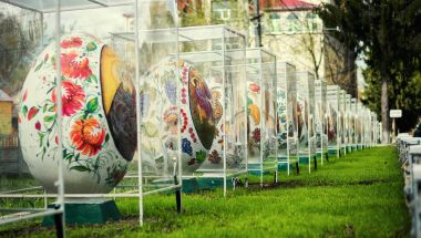 Vinnitsa, Ukrayna - Nisan 09,2017.Ukrainian açık hava sergi Vinnitsa, Paskalya yumurta Merkez Ukraine.Easter tatil