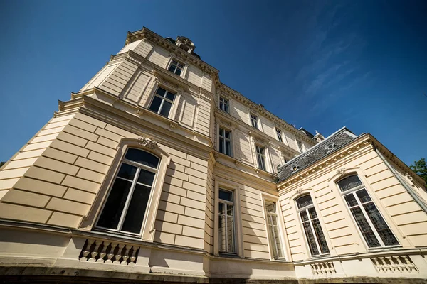 Palacio de la familia Potocki en Lviv. Ucrania.Actualmente - Galería Nacional de Arte de Lviv — Foto de Stock