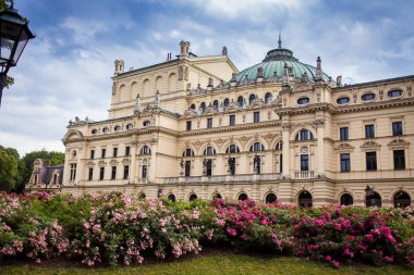 Krakow, Polonya - eski şehir merkezi, Krakow Pazar Meydanı, tarihi merkezi, antik mimariye sahip bir şehir.