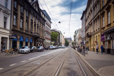 10 Temmuz 2017-Krakow, Polonya - eski şehir merkezi, Krakow Pazar Meydanı, tarihi merkez, antik mimariye sahip bir şehir.