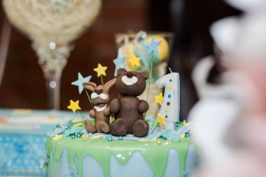 Çikolata. Lezzetli tatlı büfesi kekler. Tatlı tatil büfesi kekler ve diğer tatlılar. Tatlılar, şekerler, tatlı, iyi ki doğdun kavramı içeren tablo