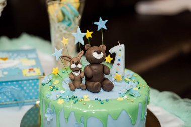 Çikolata. Lezzetli tatlı büfesi kekler. Tatlı tatil büfesi kekler ve diğer tatlılar. Tatlılar, şekerler, tatlı, iyi ki doğdun kavramı içeren tablo