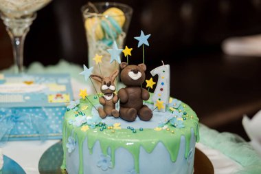 Çikolata. Lezzetli tatlı büfesi kekler. Tatlı tatil büfesi kekler ve diğer tatlılar. Tatlılar, şekerler, tatlı, iyi ki doğdun kavramı içeren tablo