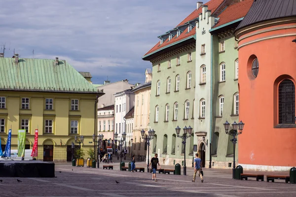 10 juillet 2017-Cracovie, Pologne - Vieux centre-ville, Place du marché de Cracovie, centre historique, une ville à l'architecture ancienne . — Photo