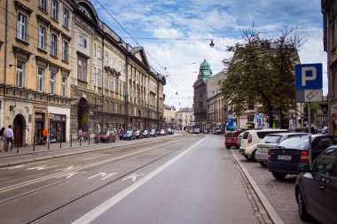 10 Temmuz 2017-Krakow, Polonya - eski şehir merkezi, Krakow Pazar Meydanı, tarihi merkez, antik mimariye sahip bir şehir.