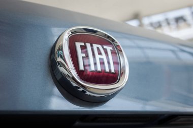 Vinnitsa, Ukrayna - Fiat, Fiat logo, Fiat konsept otomobil, Fiat Tipo marka logosu 01 Ağustos, 2017 - in