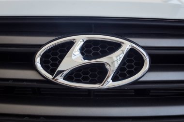 Vinnitsa, Ukrayna - logo marka Hyundai, Hyundai logo, Hyundai konsept otomobil, Hyundai Creta 01 Ağustos, 2017 - in
