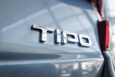 Vinnitsa, Ukrayna - Fiat, Fiat logo, Fiat konsept otomobil, Fiat Tipo marka logosu 01 Ağustos, 2017 - in