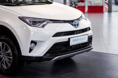 Vinnitsa, Ukrayna - 10 Ekim 2017. Toyota Rav 4 hibrid concep