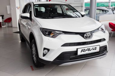Vinnitsa, Ukrayna - 10 Ocak 2018. Toyota Rav 4 konsept otomobil - Önden Görünüm