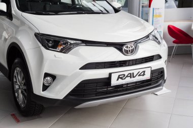 Vinnitsa, Ukrayna - 10 Ocak 2018. Toyota Rav 4 konsept otomobil - Önden Görünüm