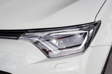 Vinnitsa, Ukrayna - 10 Ocak 2018. Toyota Rav 4 konsept otomobil - Far