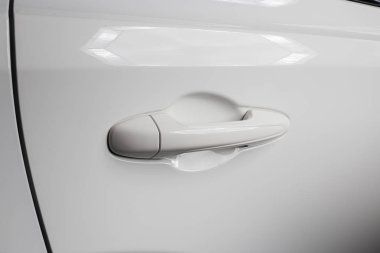 Vinnitsa, Ukrayna - 10 Ocak 2018. Toyota Rav 4 konsept otomobil - kapı kolu