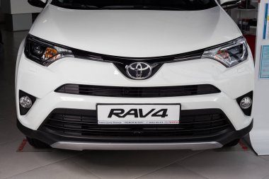 Vinnitsa, Ukrayna - 10 Ocak 2018. Toyota Rav 4 konsept otomobil - Önden Görünüm