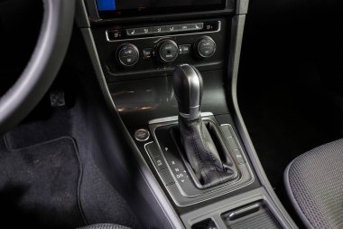 19 Ocak, 2018 - Vinnitsa, Ukrayna. Volkswagen Vw Golf sunu showroom - içinde iç