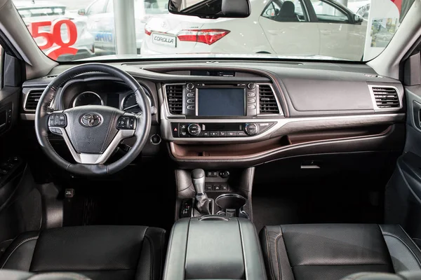 Vinnitsa, Ukraine - 10 janvier 2018. Toyota Highlander concept car - intérieur intérieur — Photo
