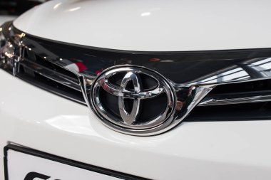 Vinnitsa, Ukrayna - 10 Ocak 2018. Toyota Corolla konsept otomobil - logo