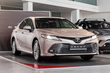 Vinnitsa, Ukrayna - 18 Mart 2018. Toyota Camry konsept otomobil - sunu showroom