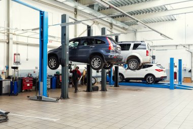 Vinnitsa, Ukrayna - 02 Ekim 2015. Servis Merkezi sürecinde 