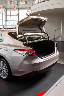 Vinnitsa, Ukrayna - 18 Mart 2018. Toyota Camry konsept otomobil - gövde