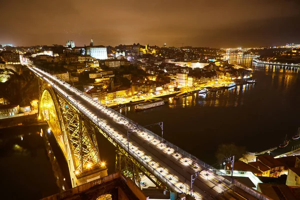 Vista Nocturna Del Paisaje Urbano Oporto Portugal Sobre Puente Dom — Foto de Stock
