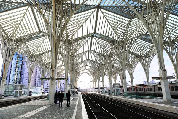 Lisboa Portugal Dezembro 2018 Arquitetura Moderna Estação Ferroviária Oriente Gare — Fotografia de Stock