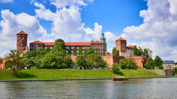 Castillo Wawel Famoso Hito Cracovia Polonia Pintoresco Paisaje Costa Río — Foto de Stock