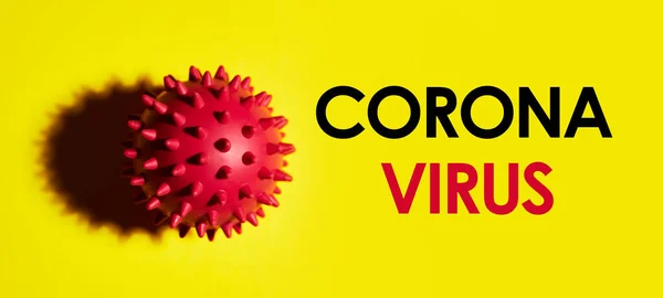 Inskripsi Coronavirus Pada Latar Belakang Kuning Organisasi Kesehatan Dunia Who — Stok Foto