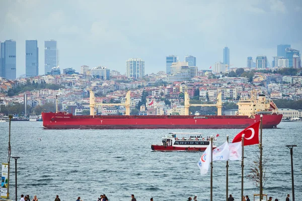 Istanbul Turquie Octobre 2019 Cargo Tanker Bosphorus Détroit Relie Les — Photo