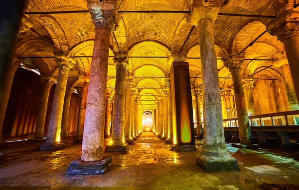 Istanbul Turkey October 2019 Basilica Cistern Turkish Yerebatan Sarayi Sunken — Stock Photo, Image