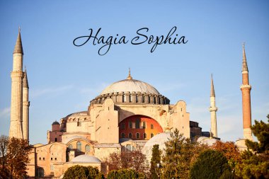 Eminonu, İstanbul, Türkiye 'deki Sultan Ahmet parkındaki Ayasofya Müzesi (Ayasofya Sophia)