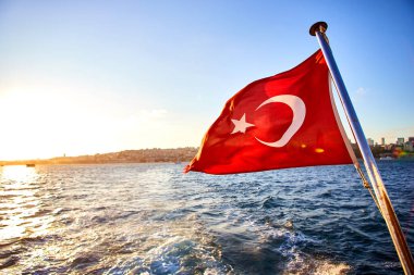 Türkiye bayrağı ve İstanbul görüşü - seyahat geçmişi